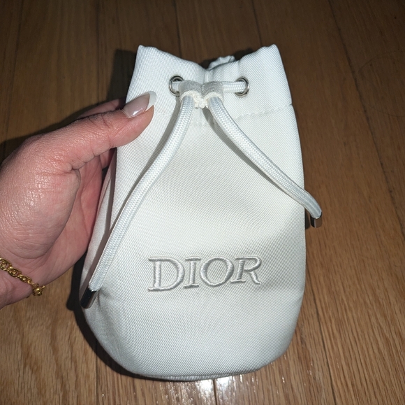NEW CHRISTIAN DIOR CAPTURE TOTALE CELL BUCKET POUCH MINI SET - Picture 4 of 4